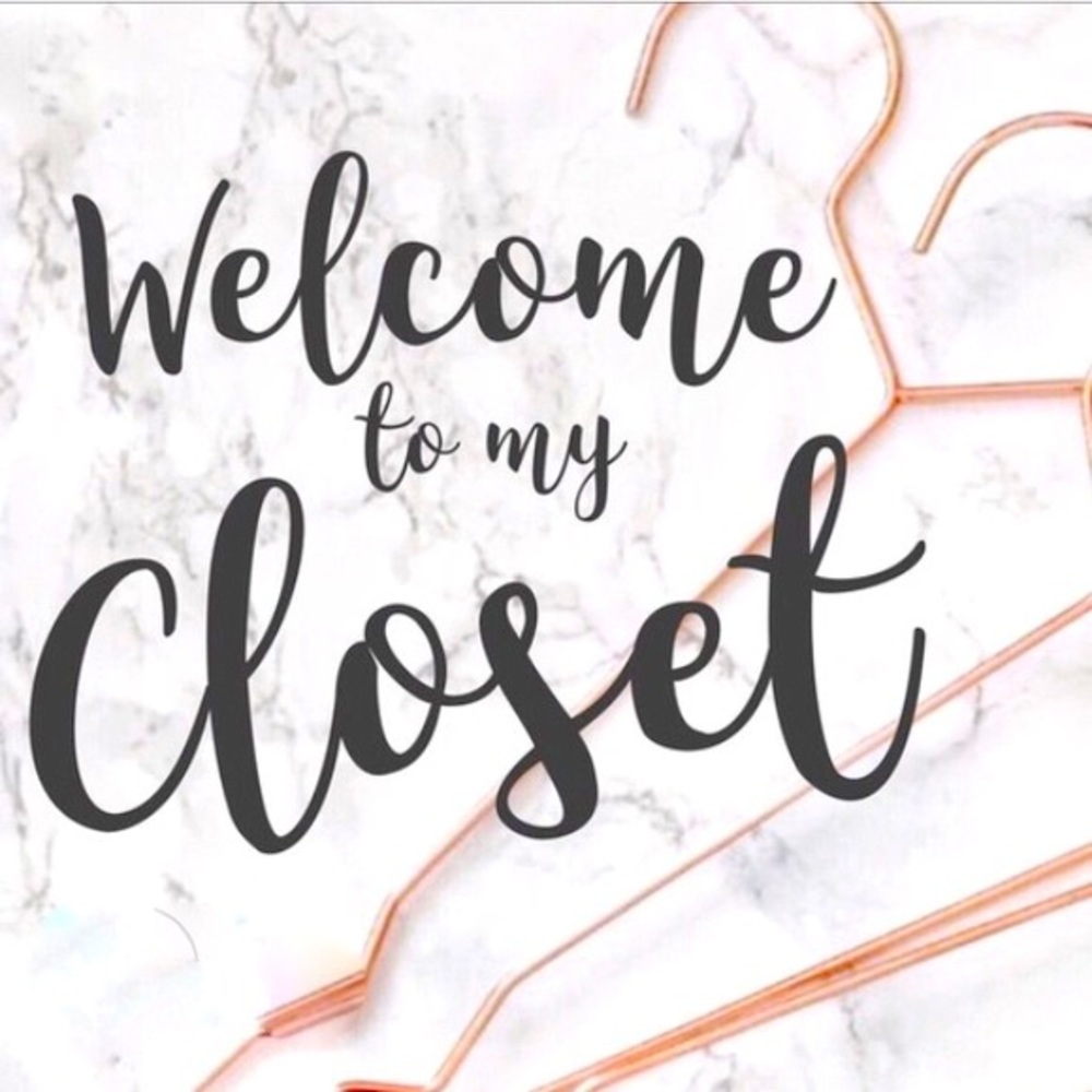 🌼 WELCOME TO MY CLOSET! 🌼